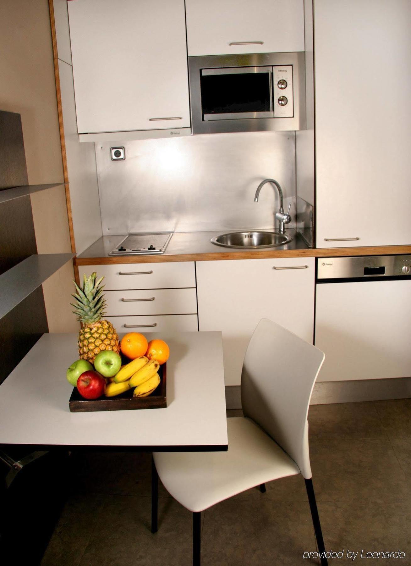 Aparthotel Allada 3* Barcelona Exteriör bild